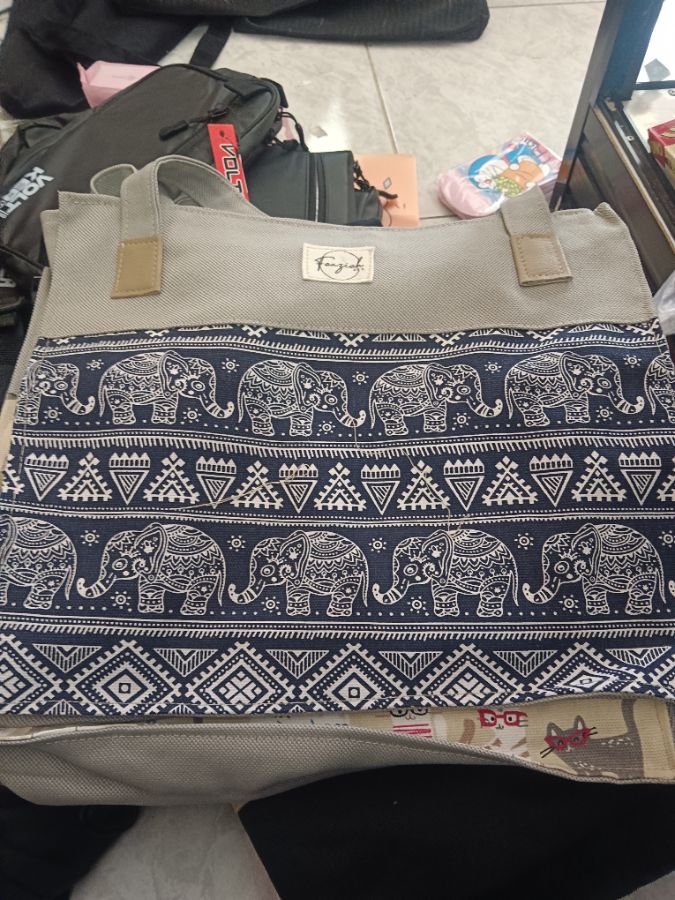 Totebag Kotak
