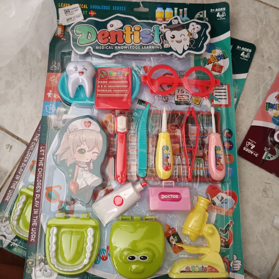 Dentist