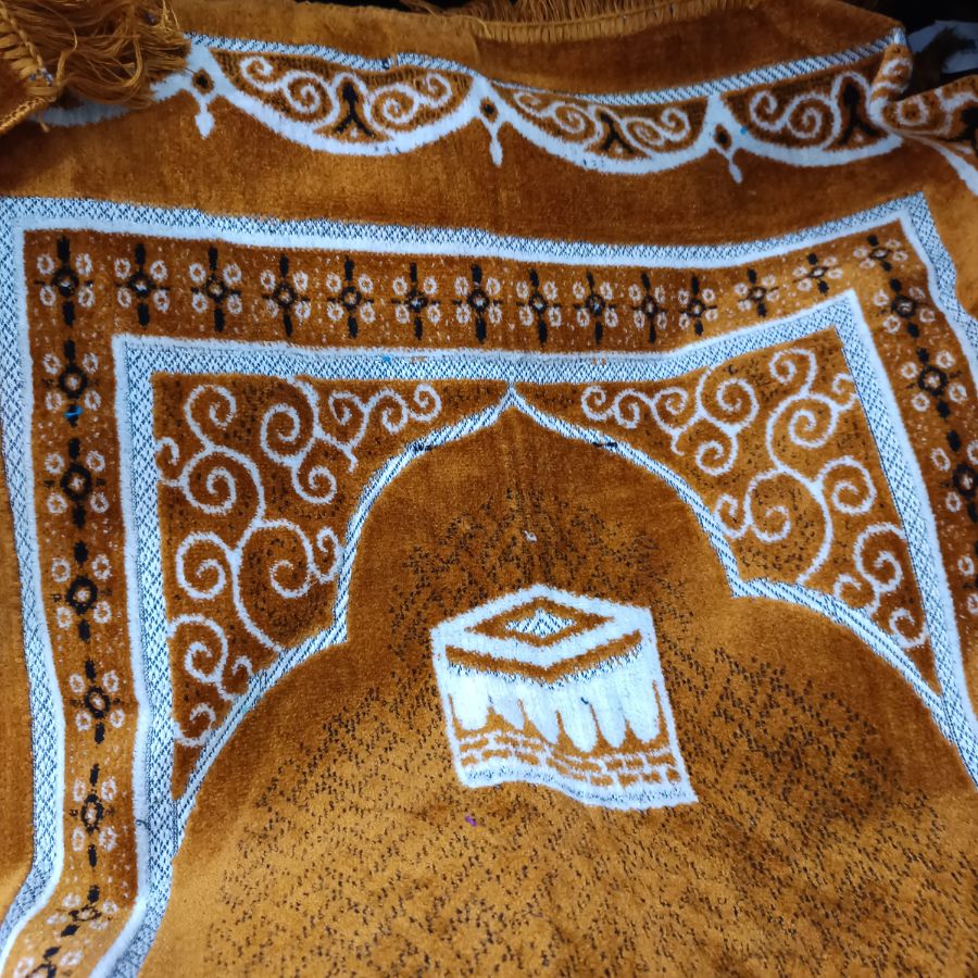 Sajadah Mensucat 