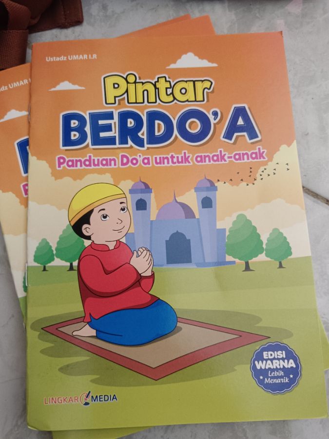 Buku Pintar Berdoa Lingkar Media 