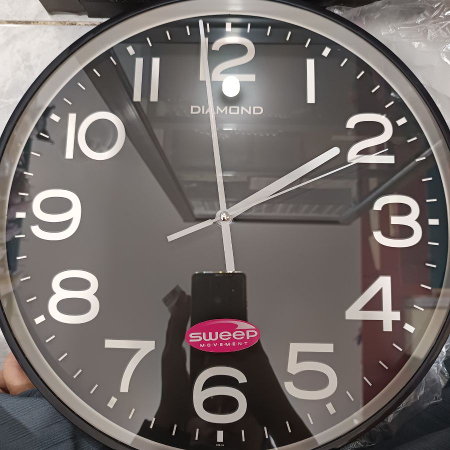 Diamond Sweep/ Jam Dinding/ Hitam