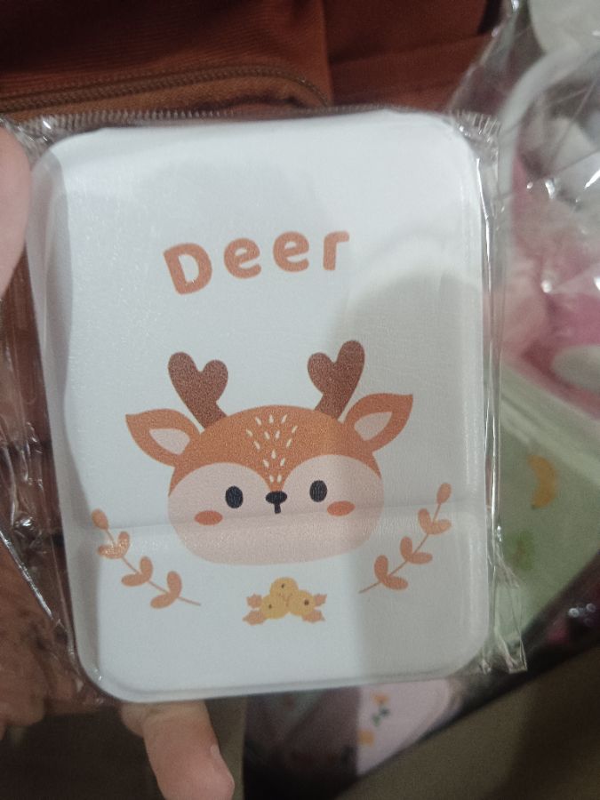 Kaca Lipat Karakter 