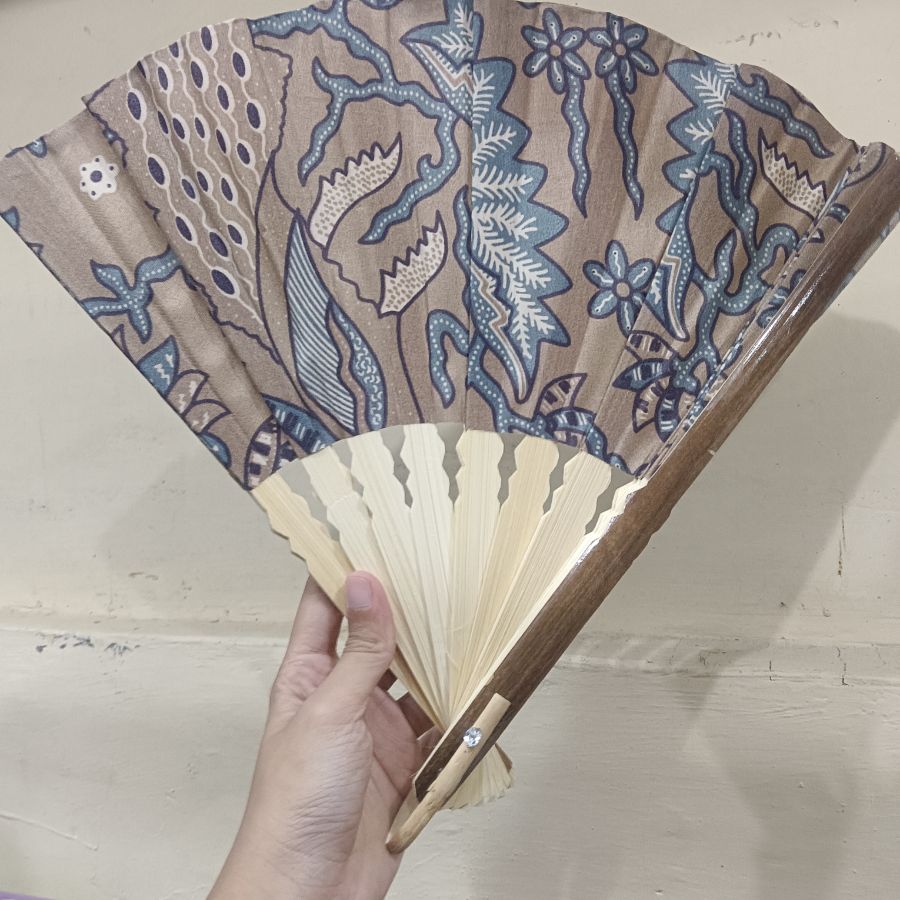 Kipas Lipat Batik