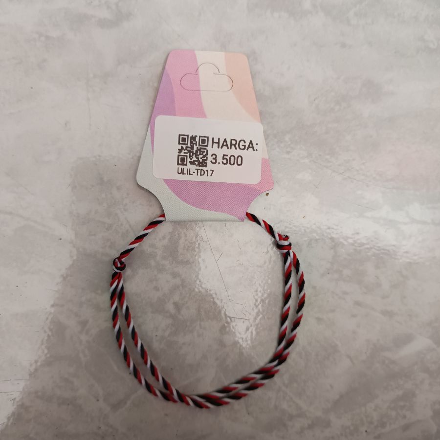Gelang Tridatu Sedang