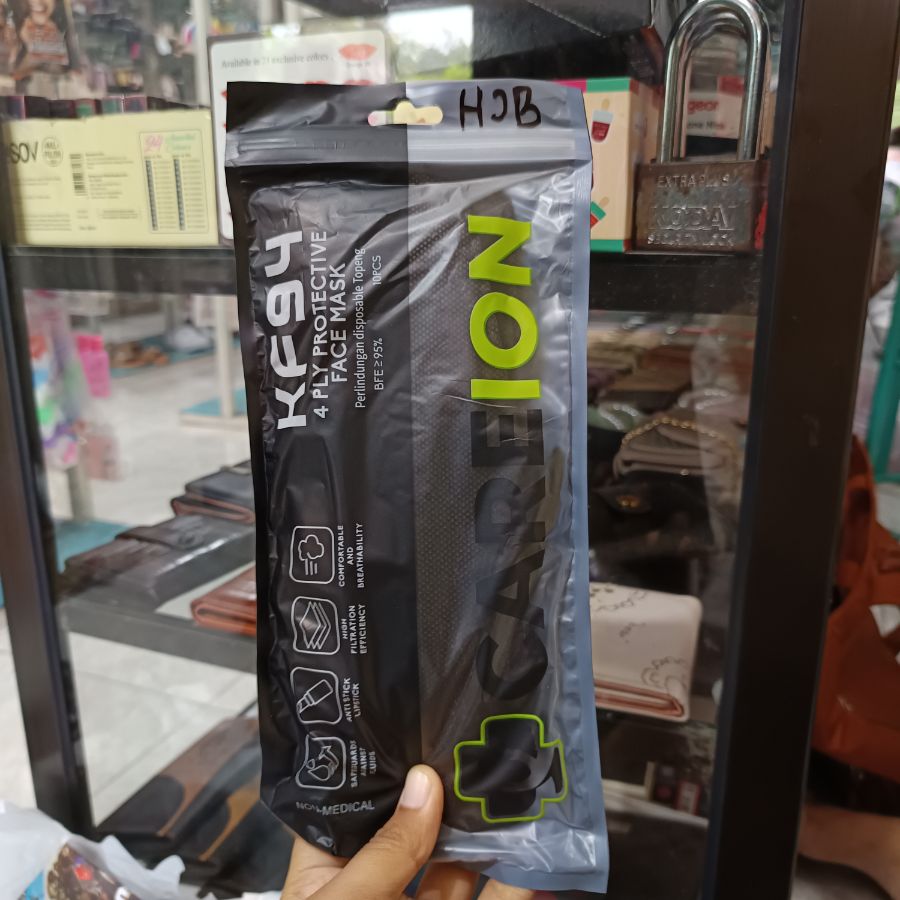Careion - Masker KF94 Hijab 10 pcs - Dewasa - Hitam