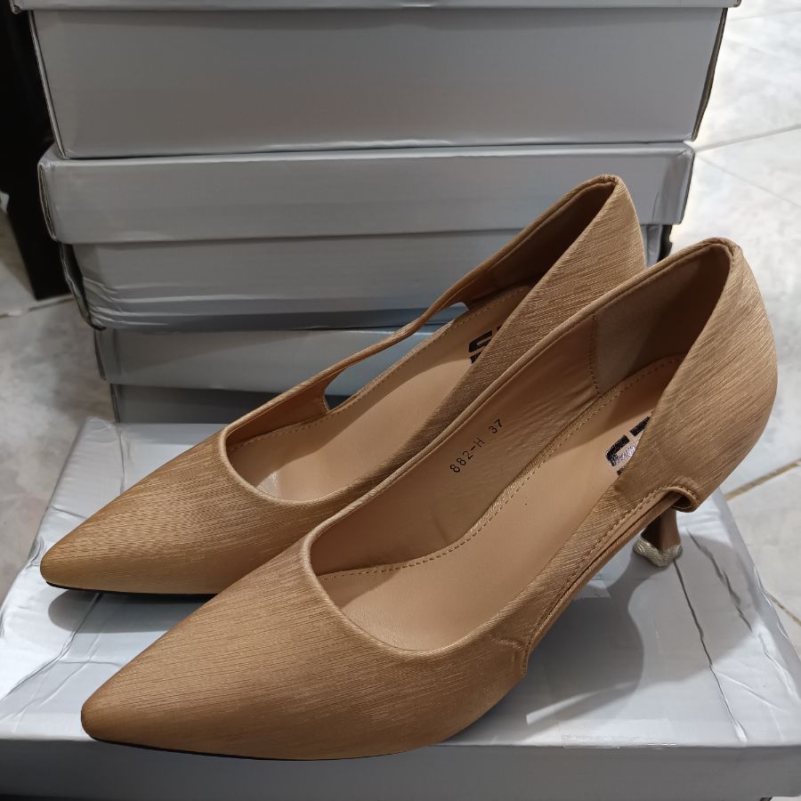 Xes Heels/ 882-H/ 38