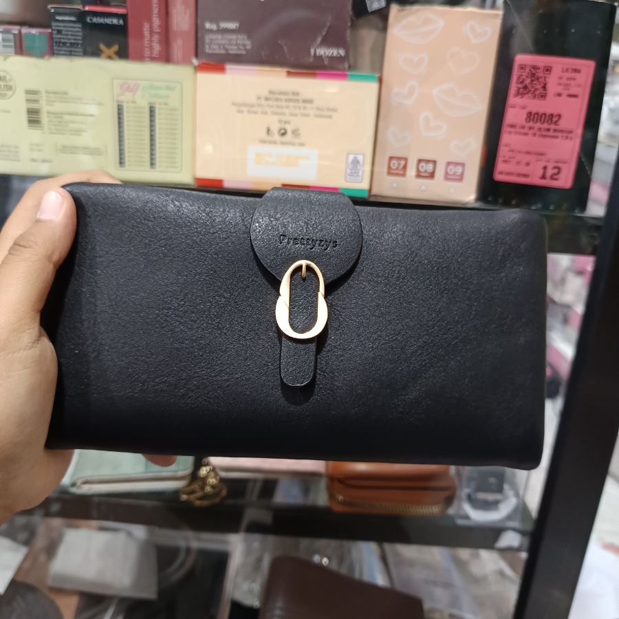 Prettyzys/ Dompet Lipat Wanita 