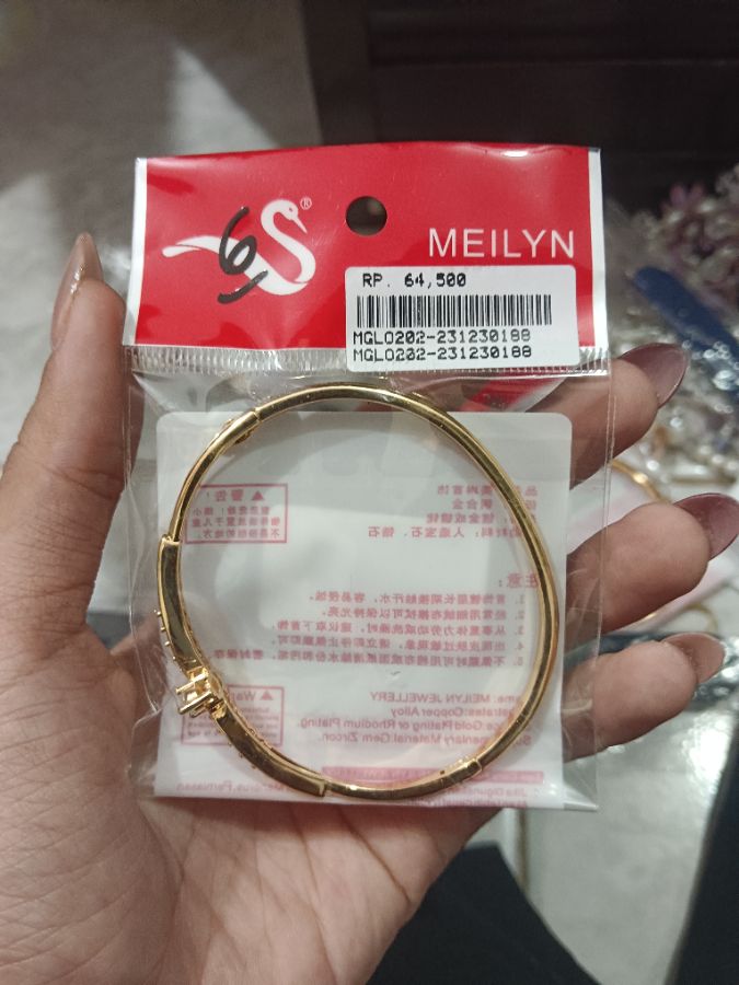 Gelang Meilyn 