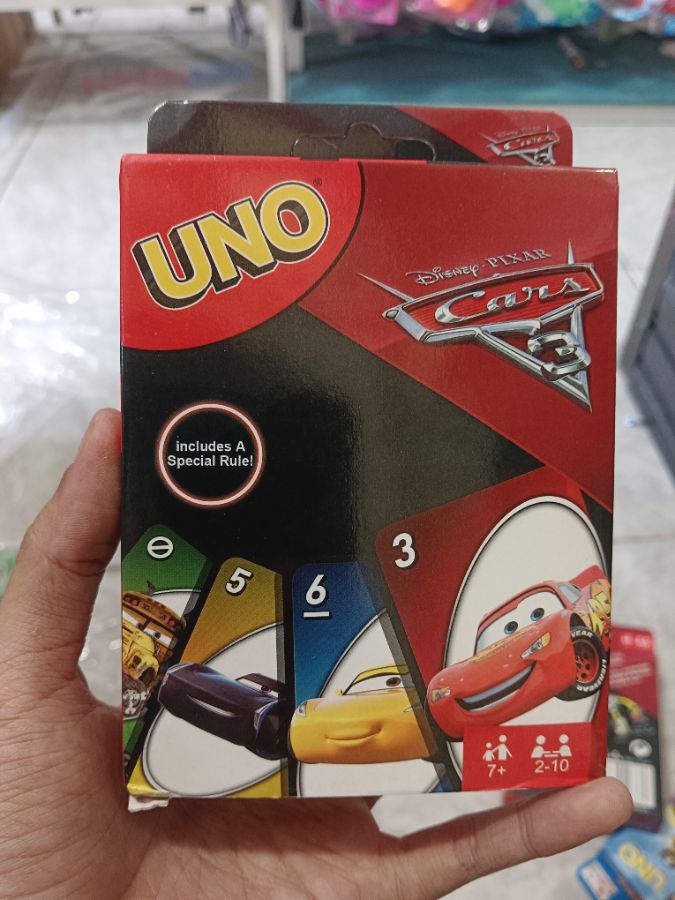 Kartu Uno Karakter
