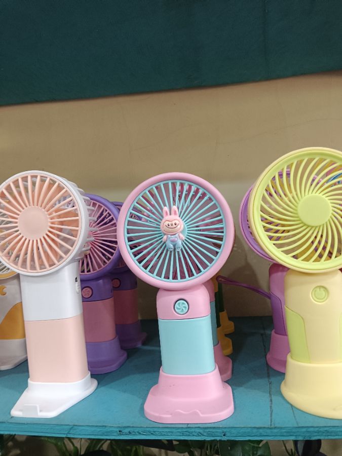 Kipas Karakter Mix