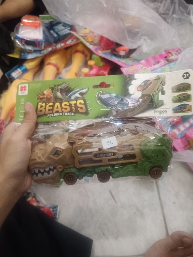 Truck Dino Beast