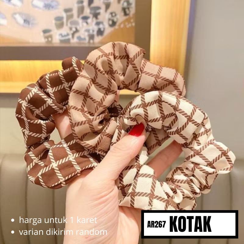 Jedai Rambut Wanita Jepitan Poni Bahan Velvet Aksesoris Jepit Rambut Wanita MCO-Kotak