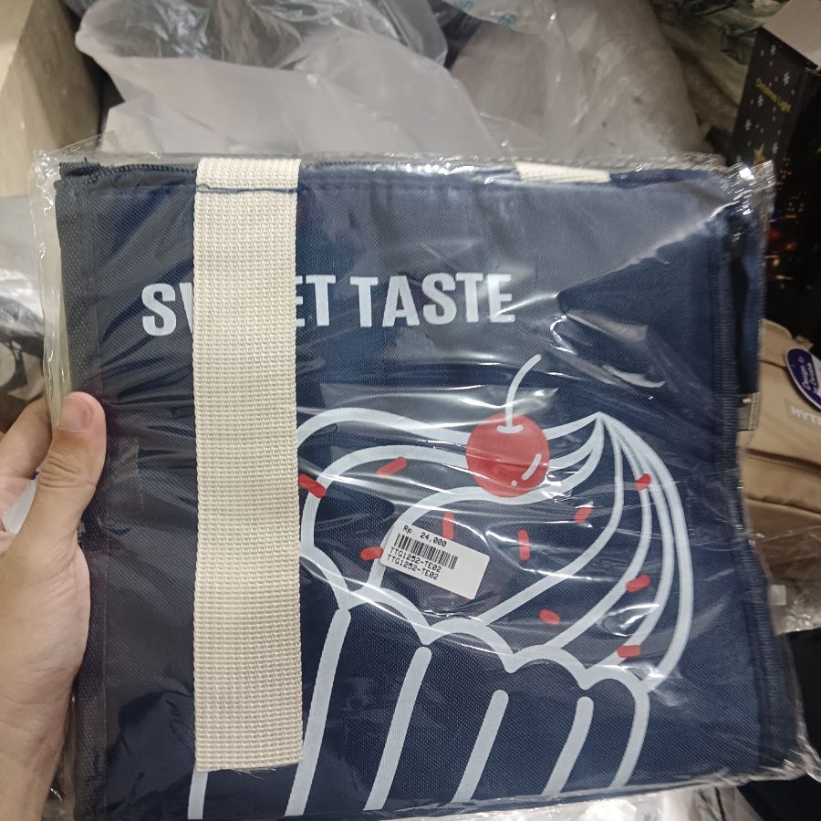 Tas Bekal Sweet Taste