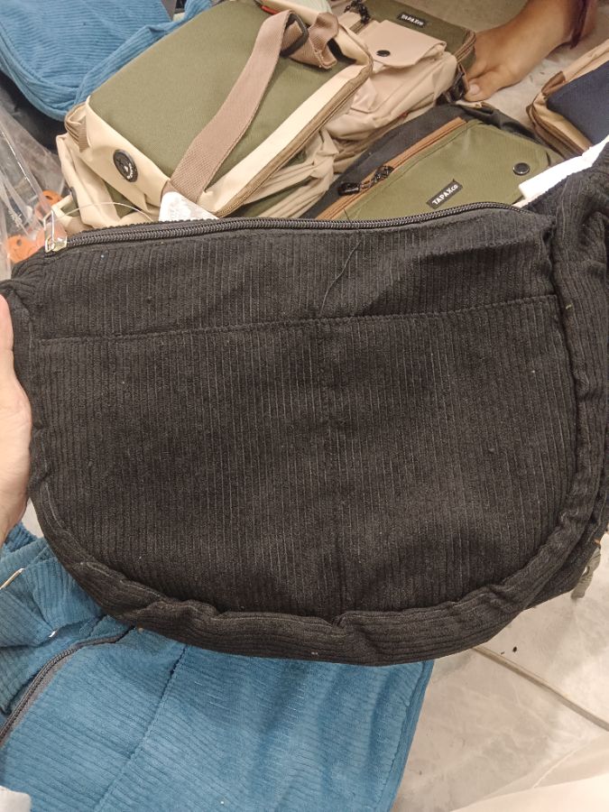 Tas Slempang Slingbag Corduroy/ Denim