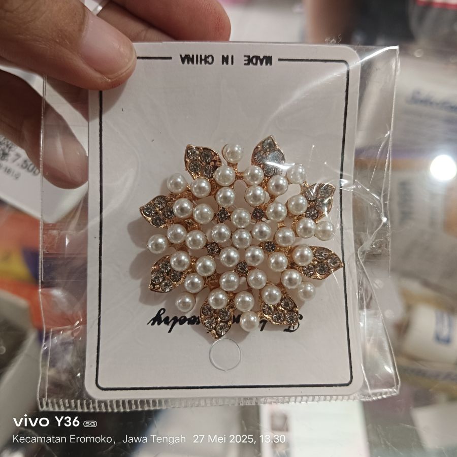 Bross Mutiara Bunga 