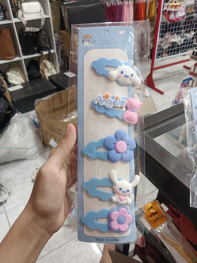 Set Jepit Rambut Kuromi