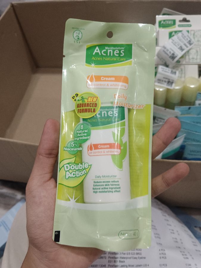 Acnes Cream Oil Control & Whitening 40