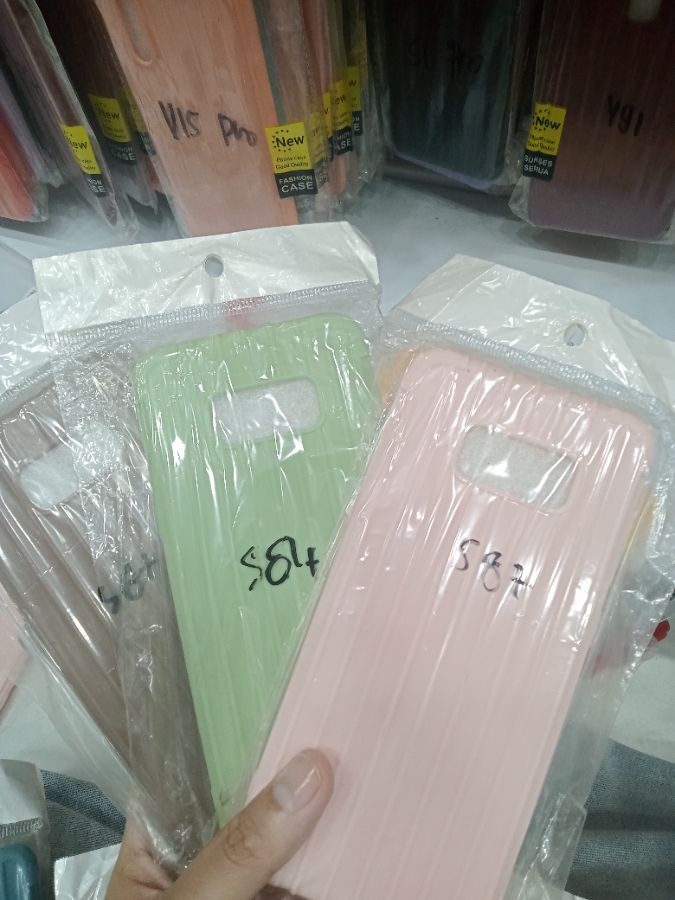 Macaron Sam S8+