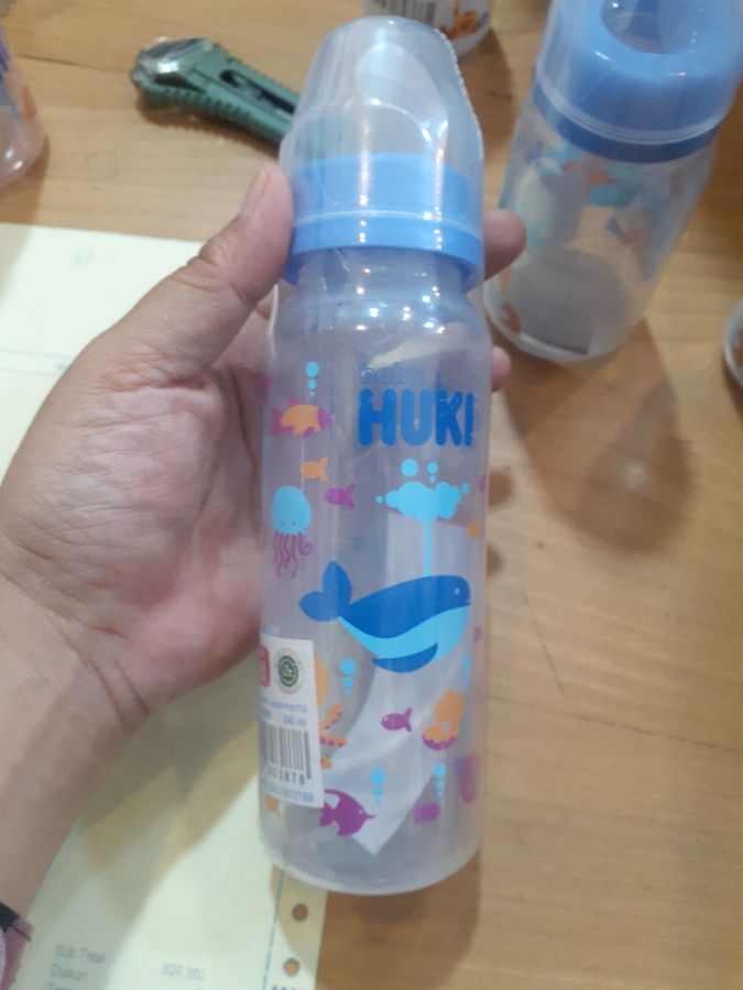Huki dot pp sp round 240ml