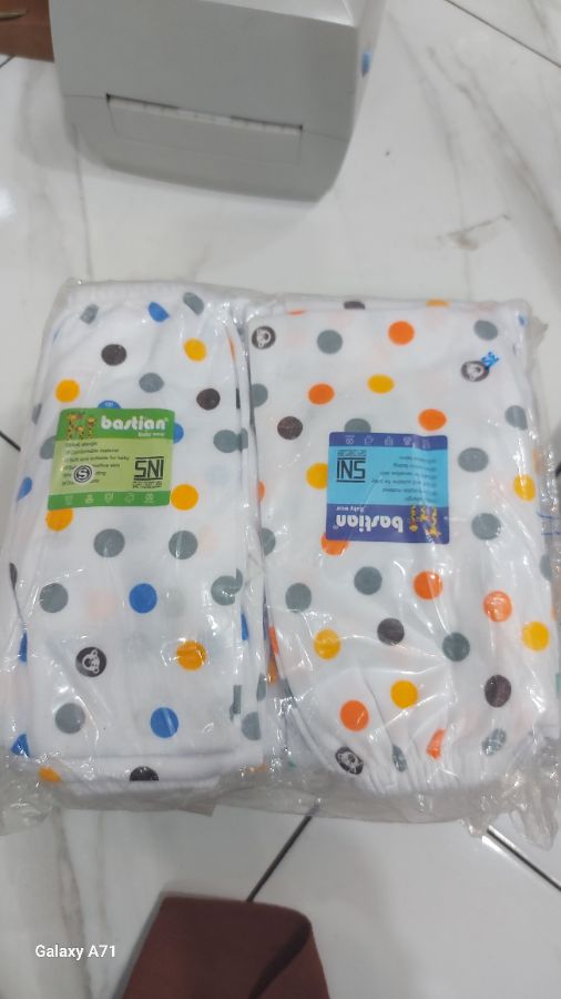 Celana pj bastian polkadot S/3