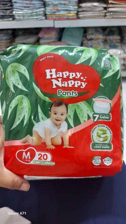 Pampers happy nappy M isi 20