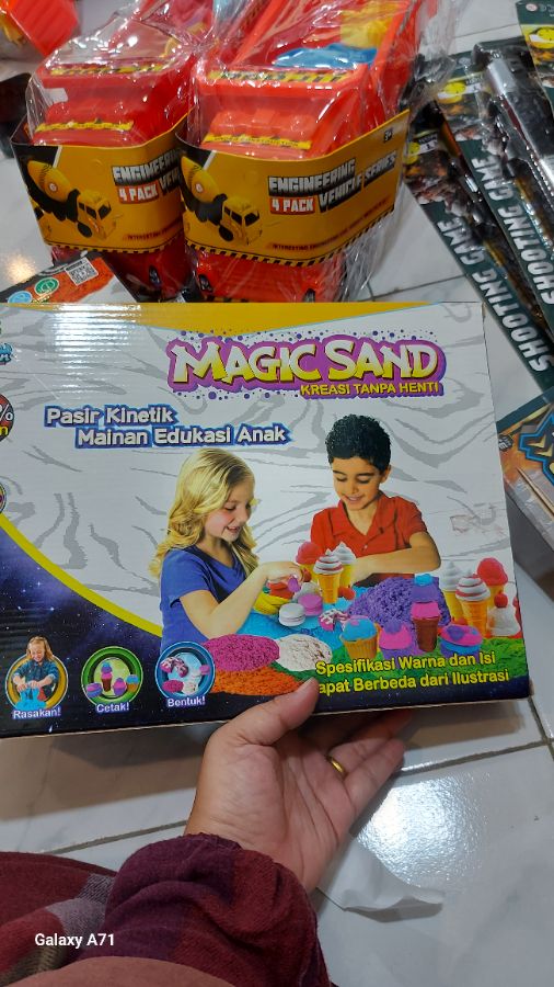 Magic sand