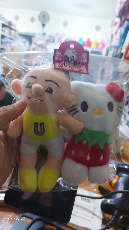 Gantungan boneka