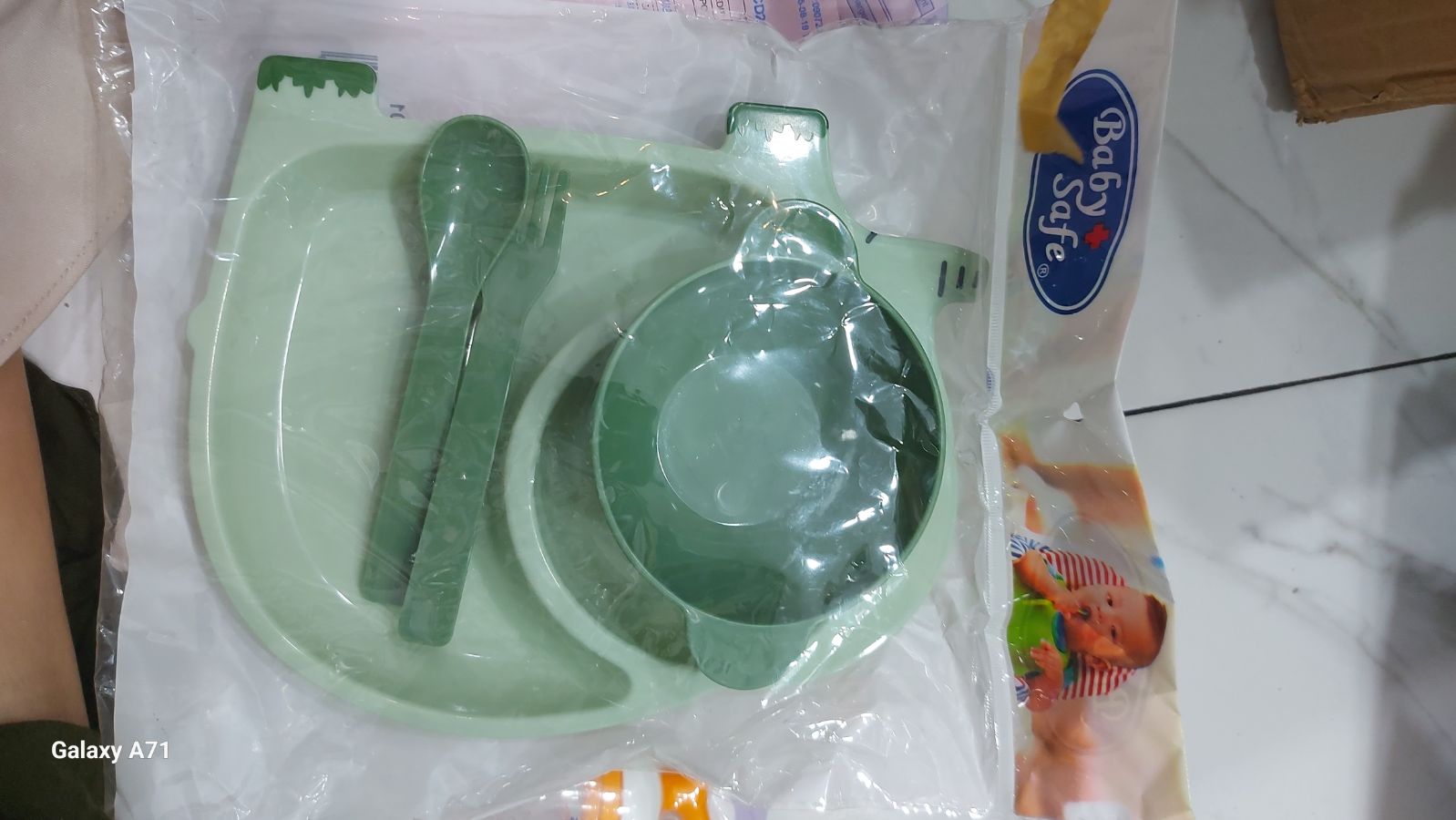 FS801 feeding set baby safe
