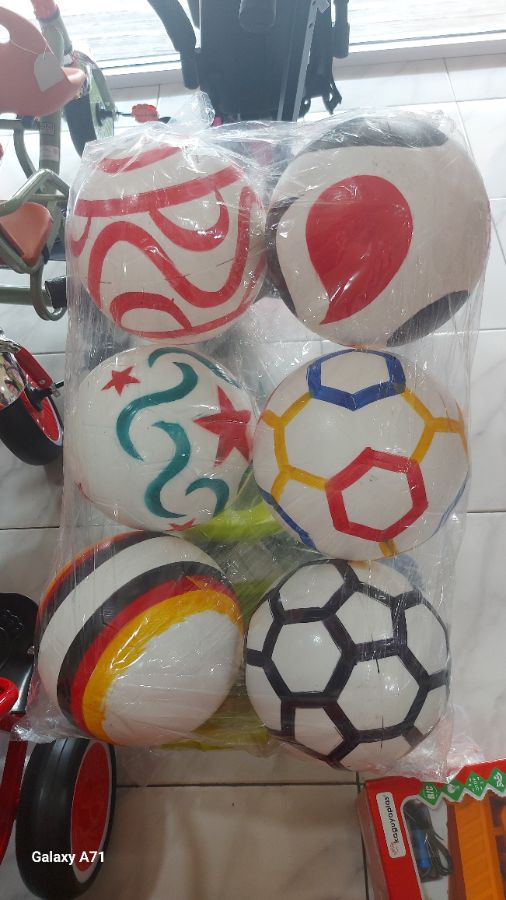 Bola plastik