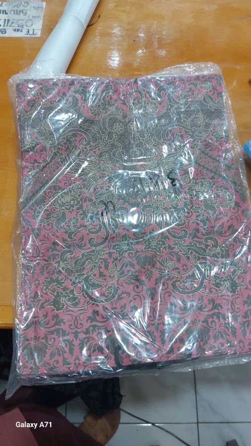 Paperbag batik besar