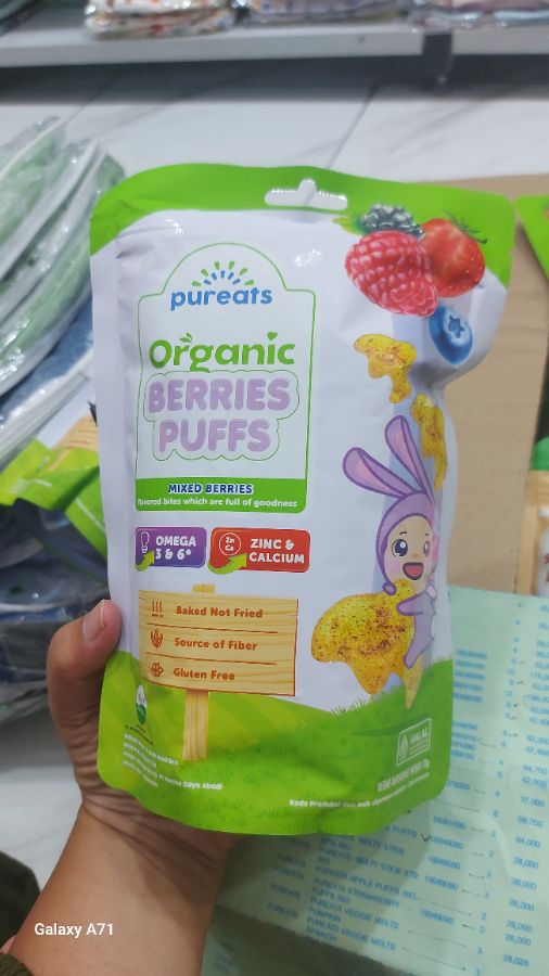 Pureats organic berries puffs