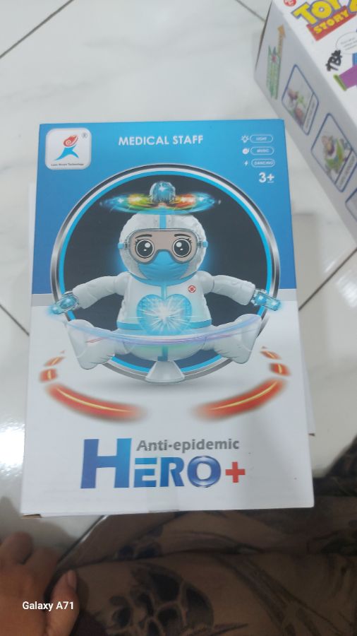 Hero stay home