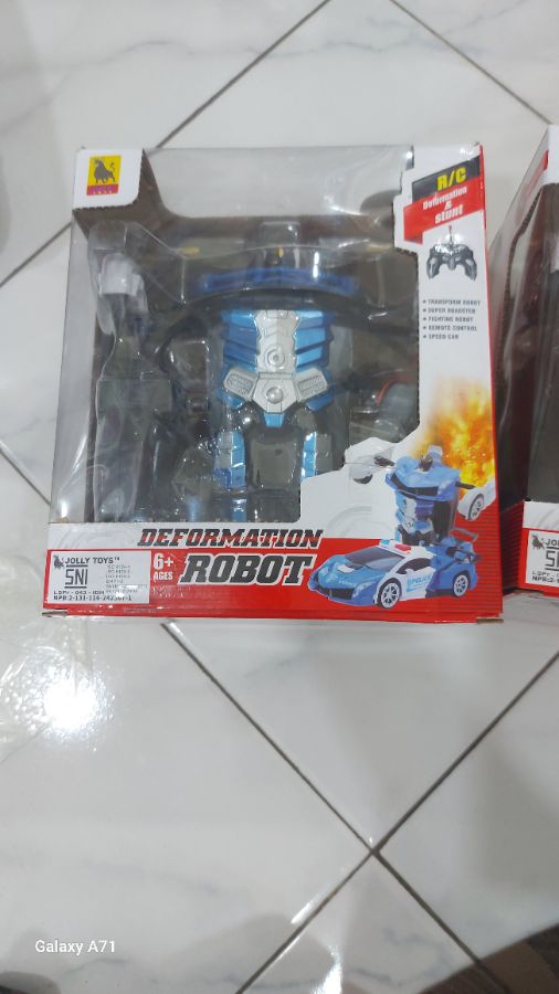 Deformation robot