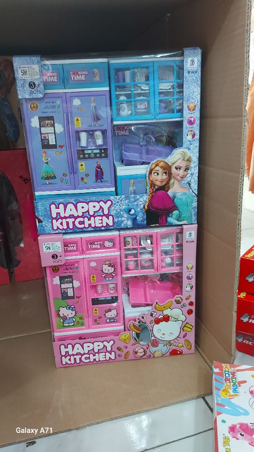 Happy kitchen B