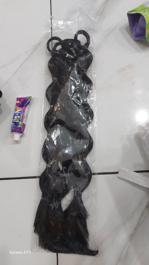 Kuncir hair black