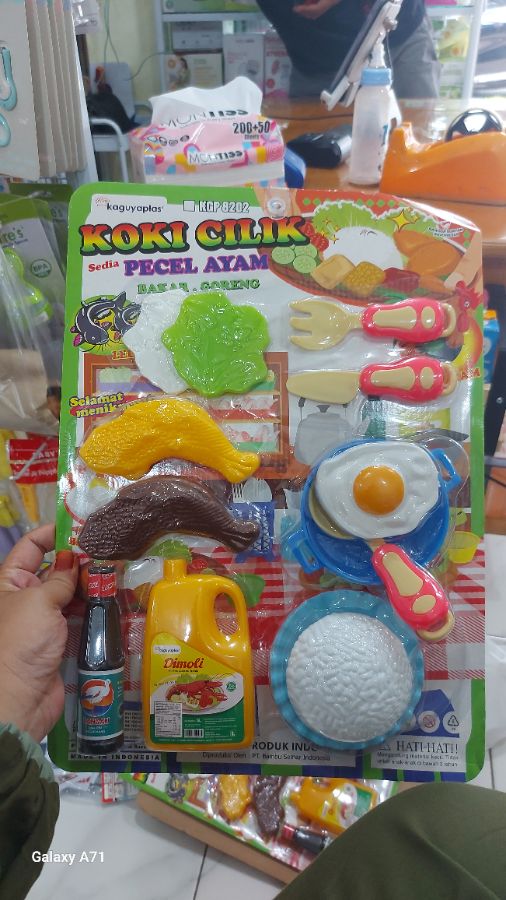 Koki cilik pecel
