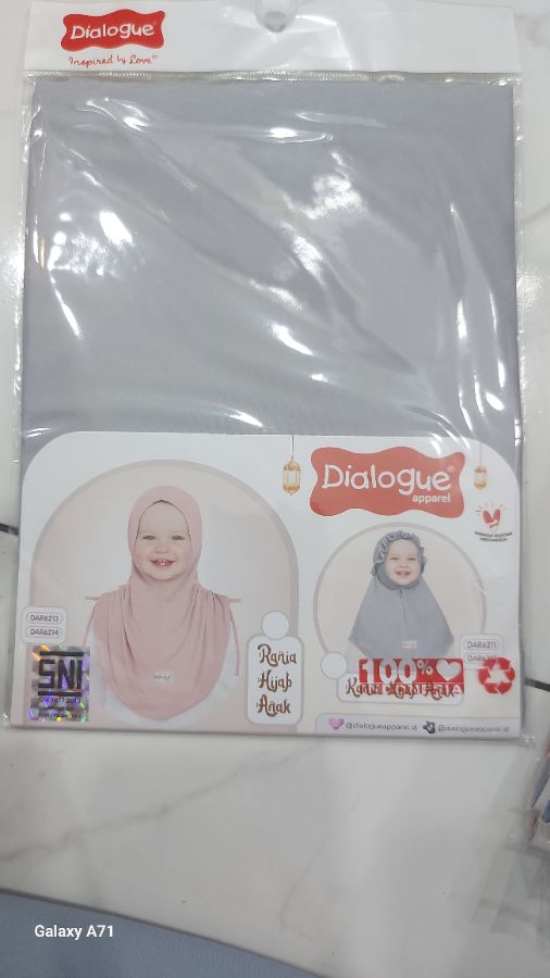 Kerudung kania M dialogue