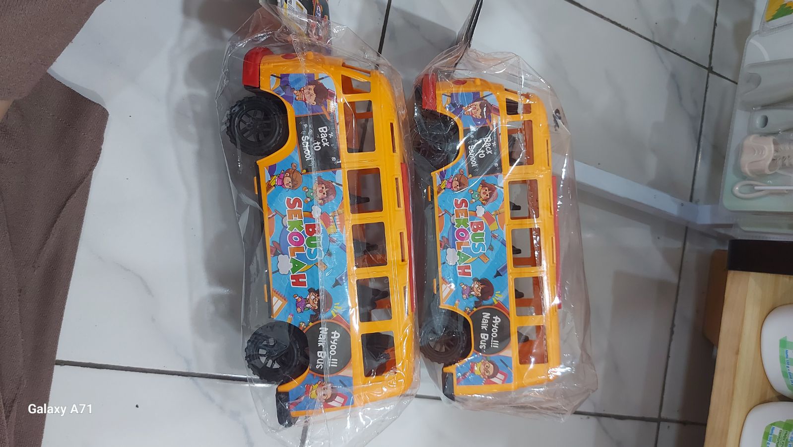 Bus sekolah
