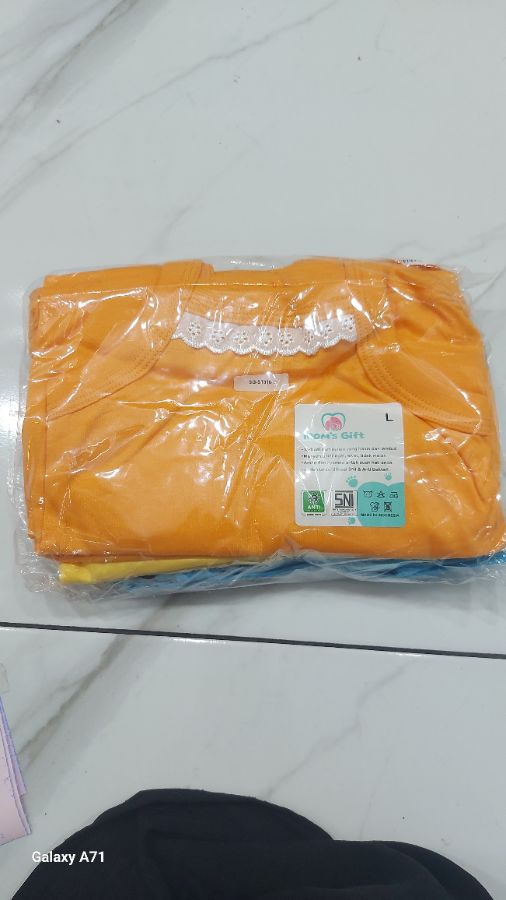 Singlet warna MG L