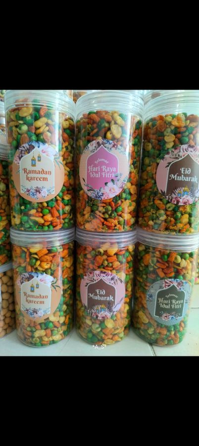 Kacang mix toples tabung