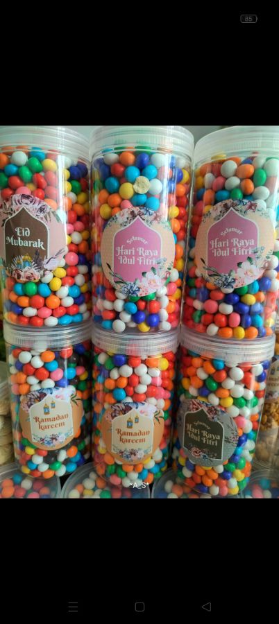 Bola biskuit toples 