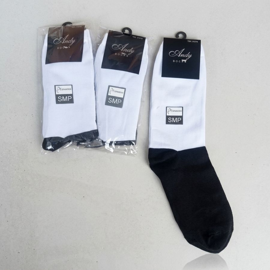 Kaos Kaki Hitam Putih Andy SMP