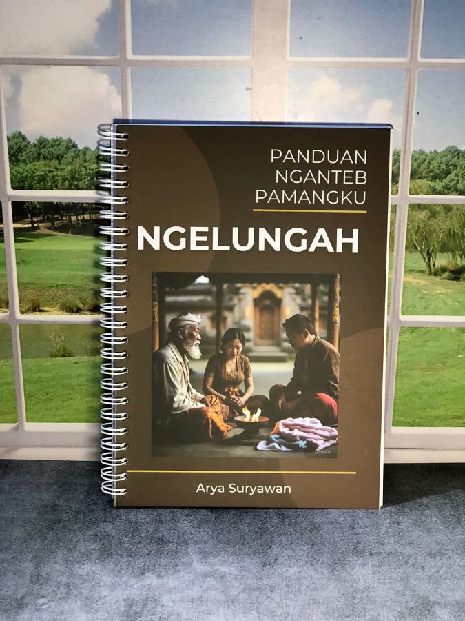 Buku Panduan Nganteb Pemangku Ngelungah Agama Hindu Arya Suryawan