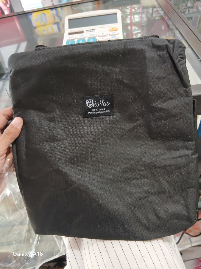 Tas Bekal Besar Hitam