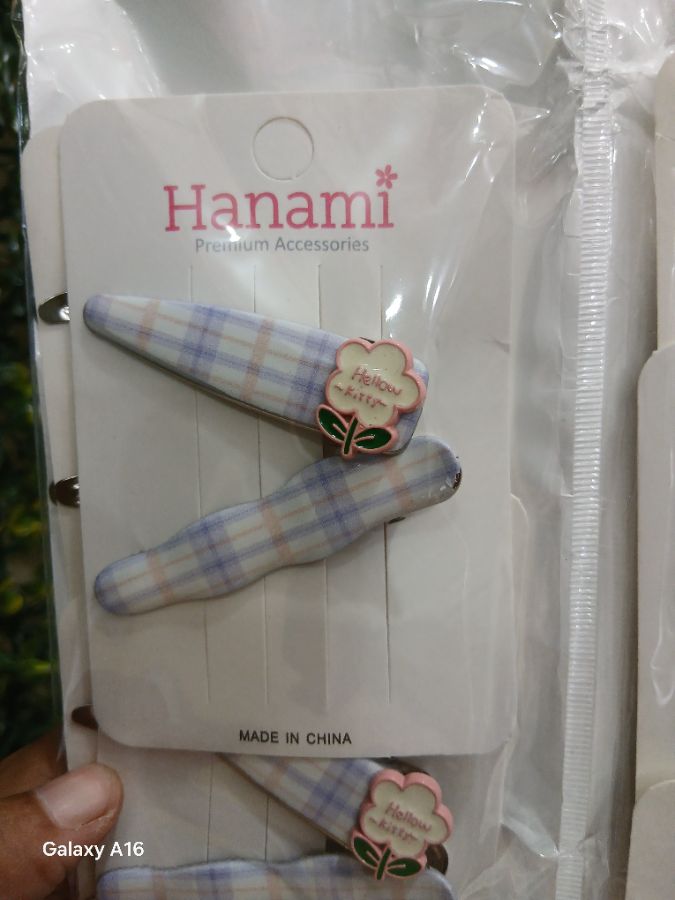 Hanami - Jepit Rambut Cute