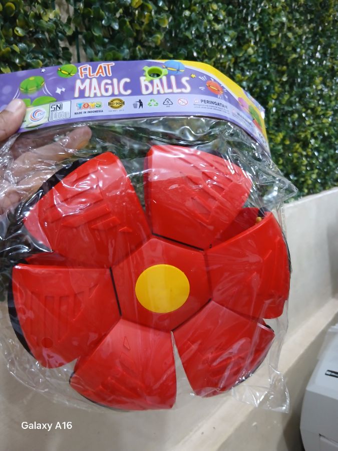 Flat Magic Ball