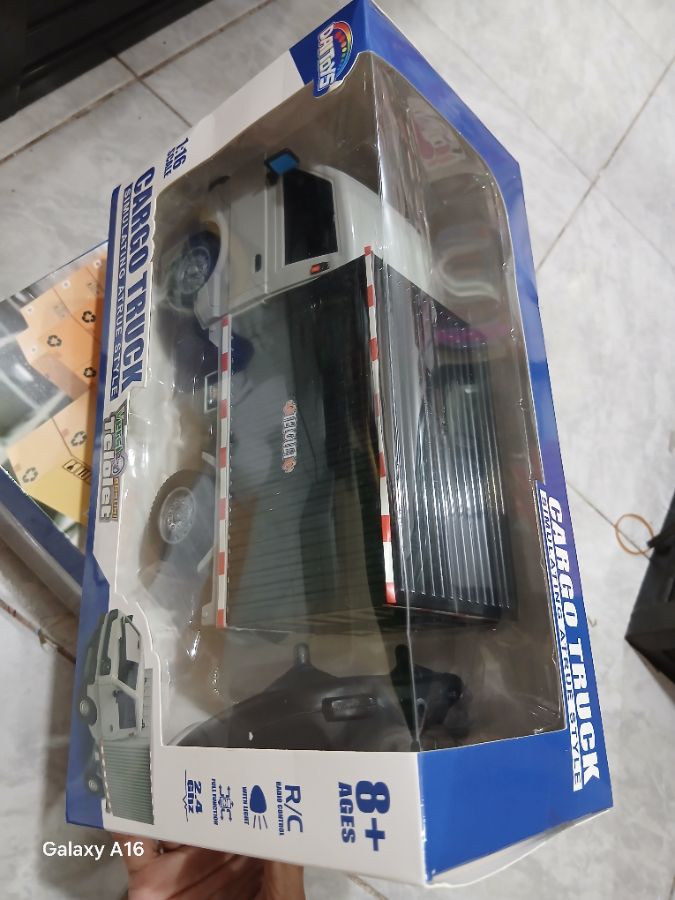 Mobil Remot Cargo Truck 