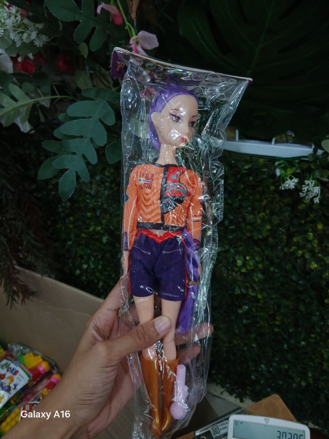 Boneka Barbie