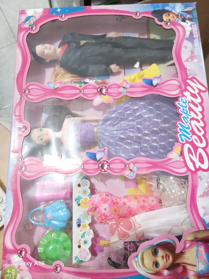 Barbie and Ken Makle Beauty