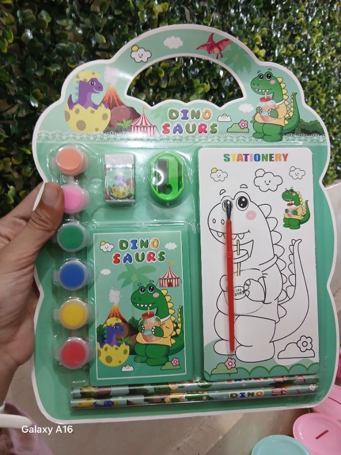 Satu Set Melukis